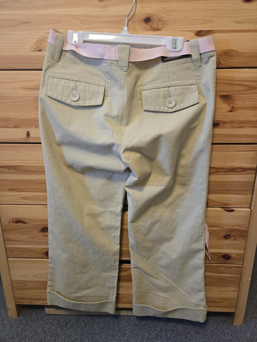 NWT BANANA REPUBLIC Beige Cropped Wide Leg Pants w/ Pink Ribbon Belt. Sz 10. - Picture 2 of 10